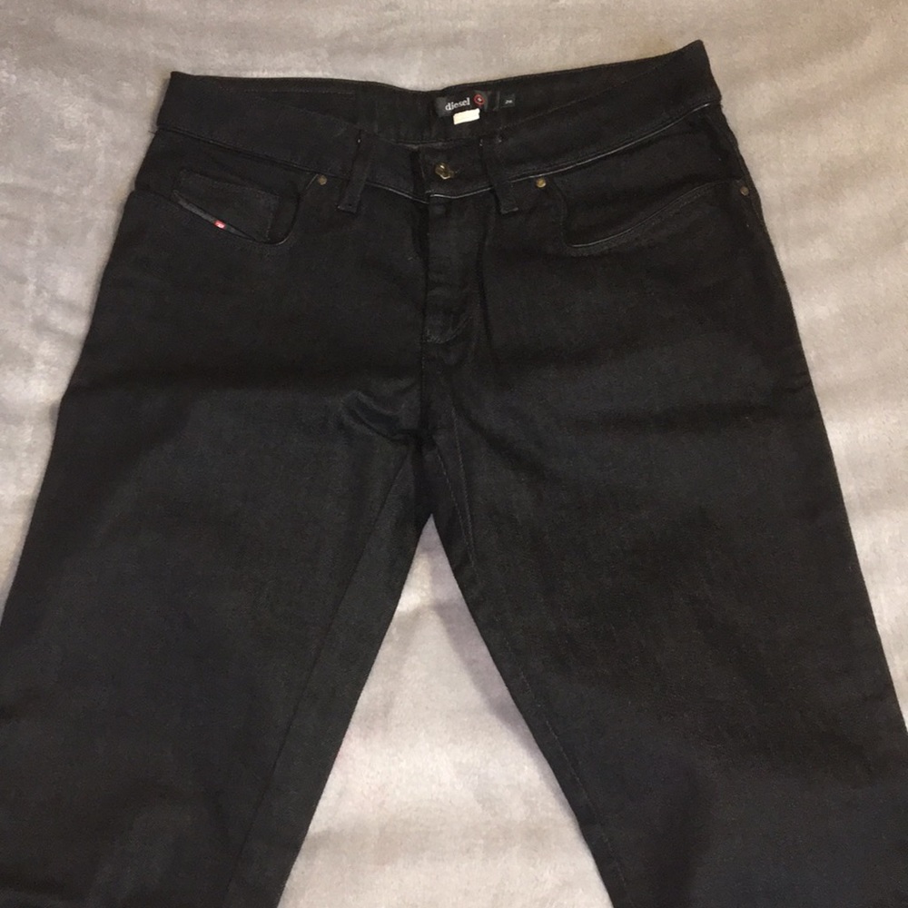 NWOT Diesel black skinny jeans. Size 28.